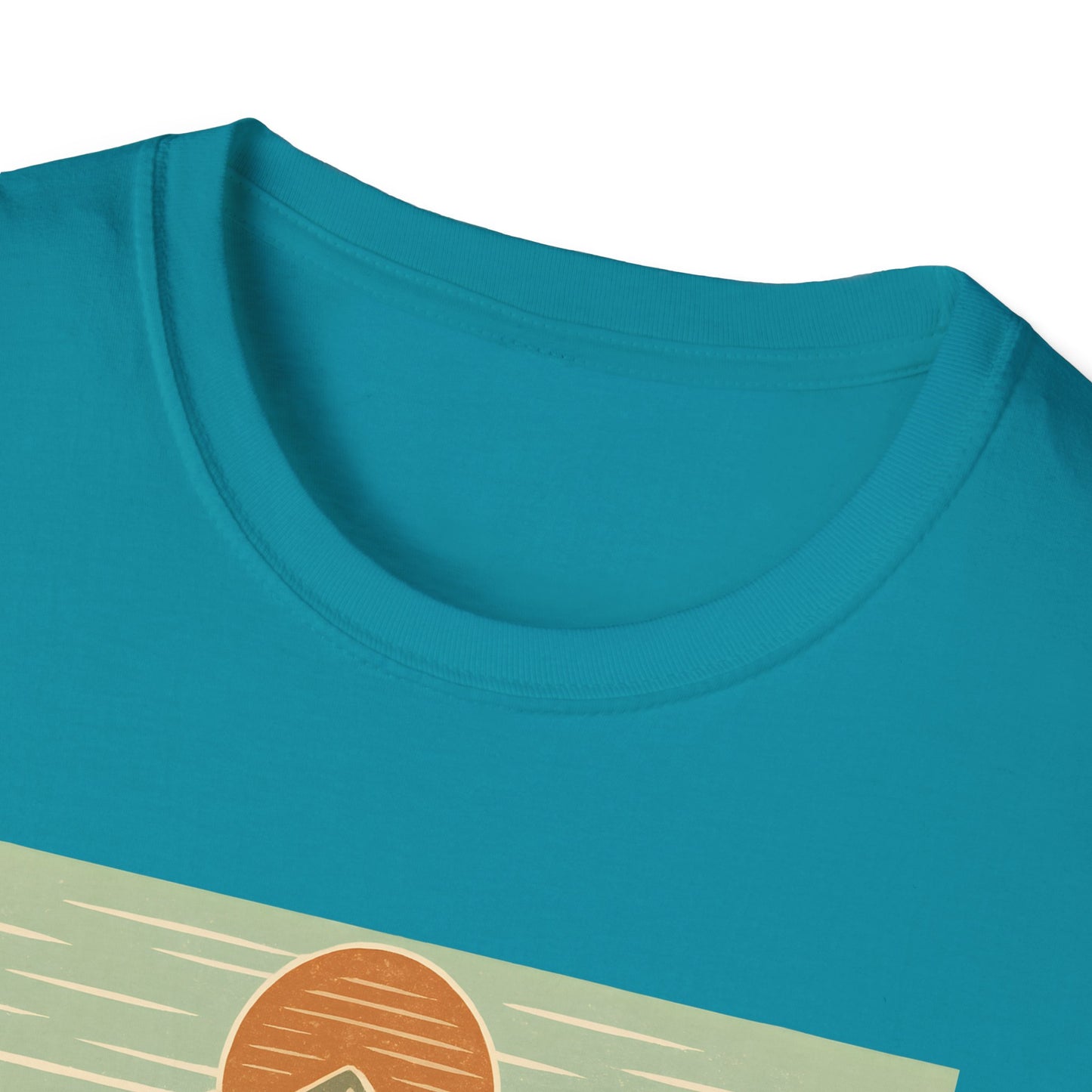 Retro Midday Mountain Peak T-shirt