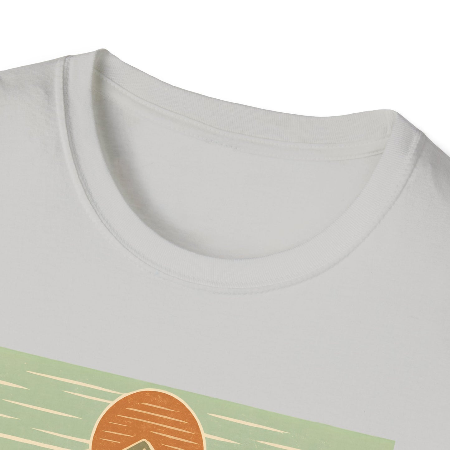 Retro Midday Mountain Peak T-shirt