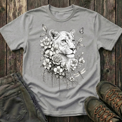 Lioness Portrait T-shirt